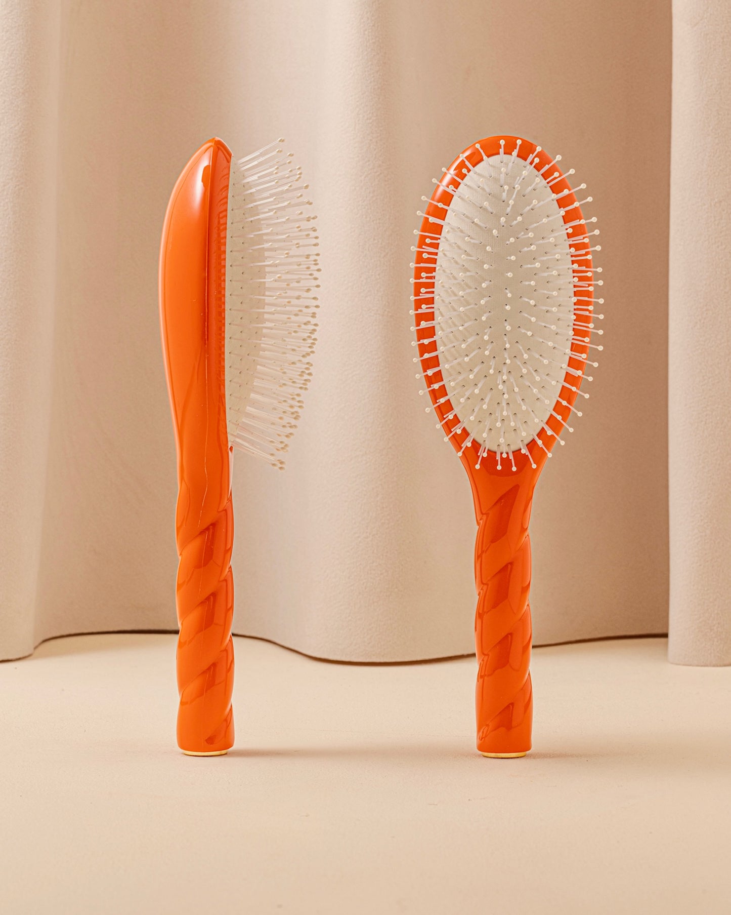 La Bonne Brosse Orange Seventies