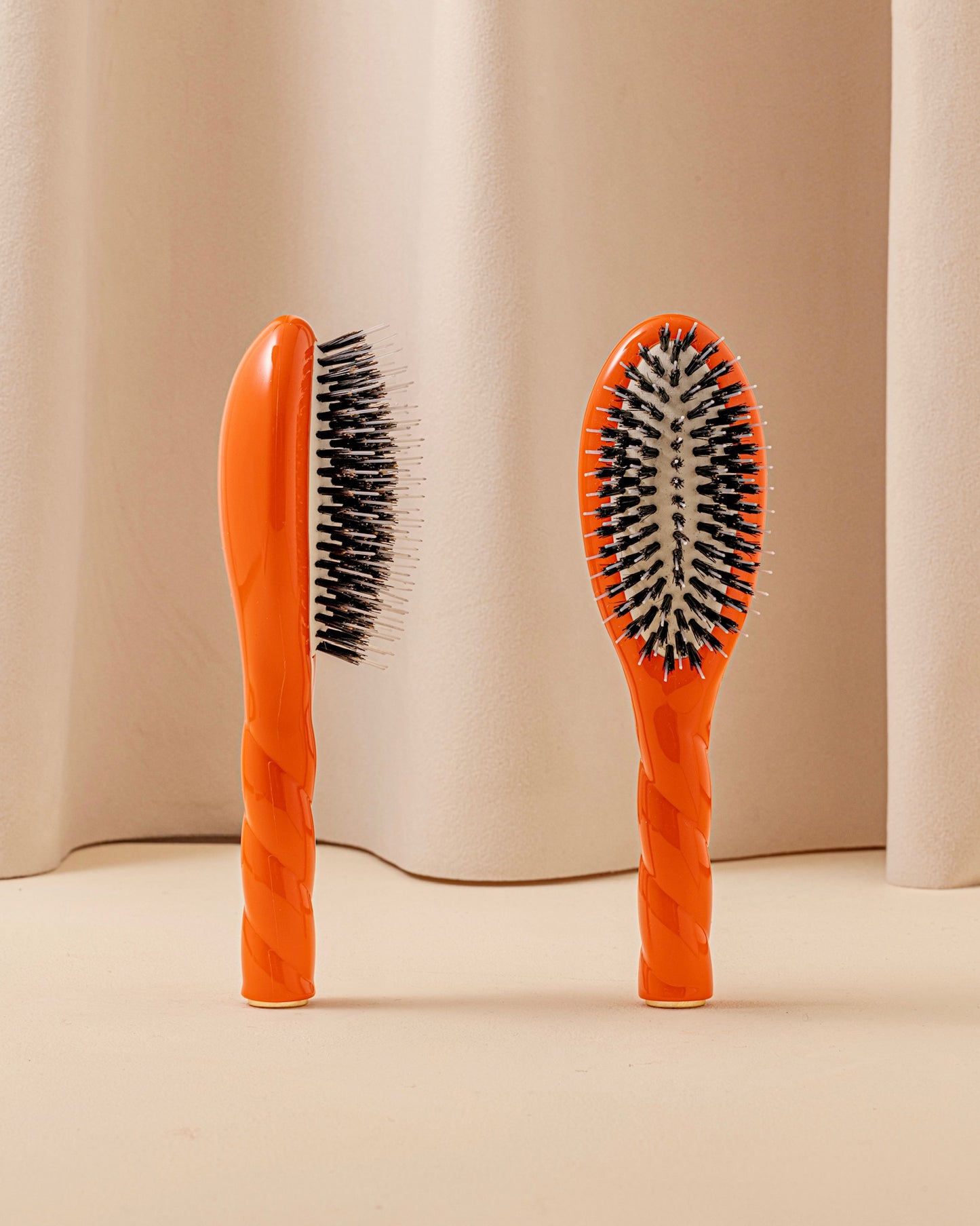 La Petite Brosse Orange Seventies