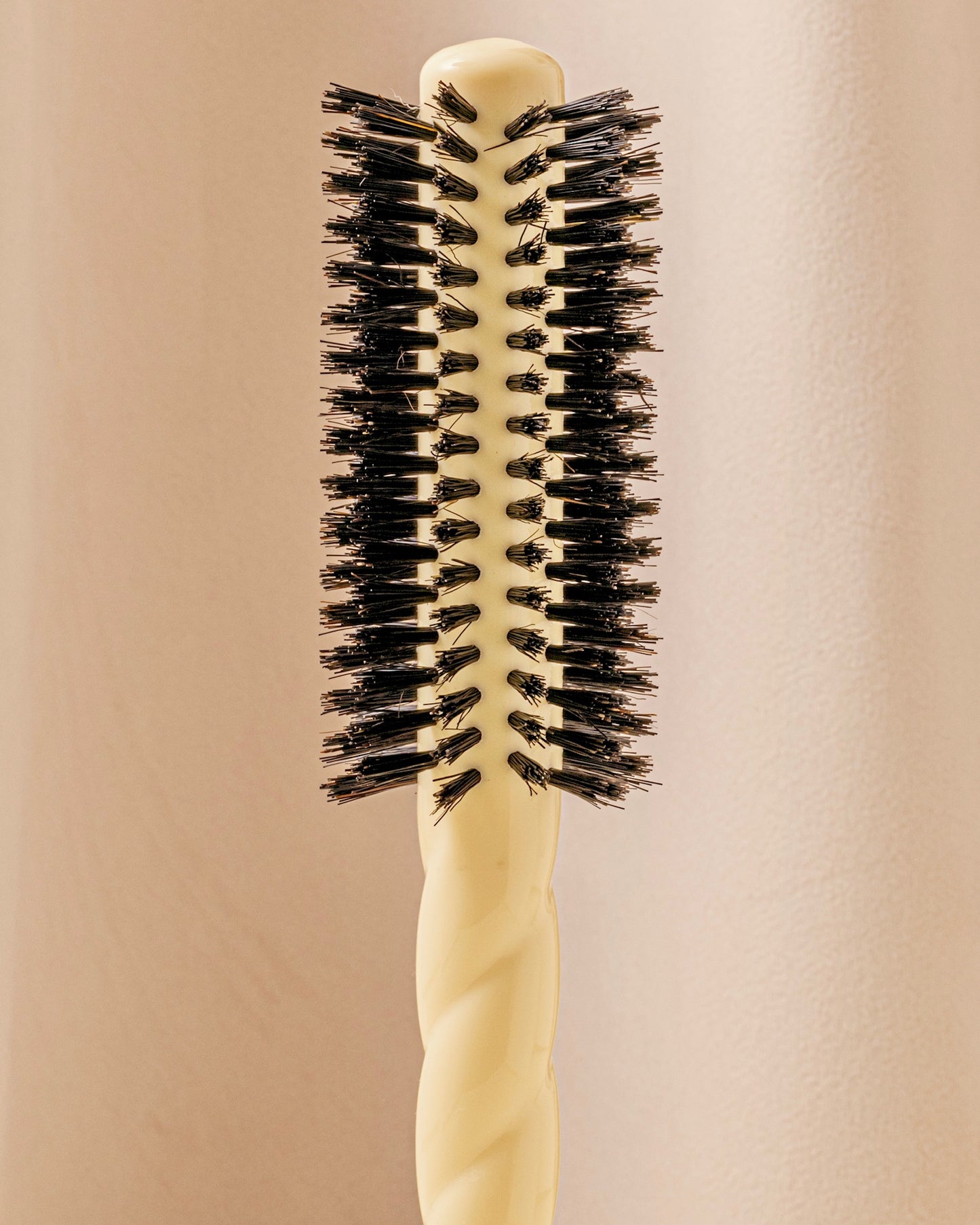 N.05 THE VOLUME & STYLE Round Brush