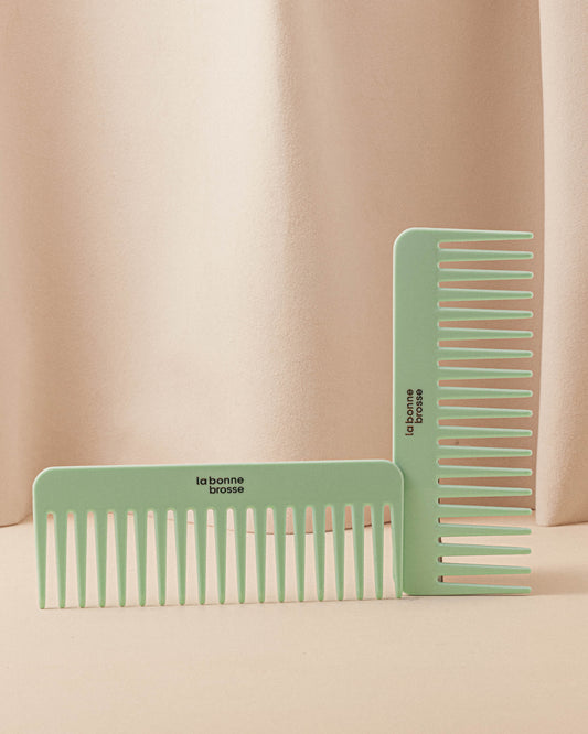 Le peigne démêlant en acétate Bleu Lagon