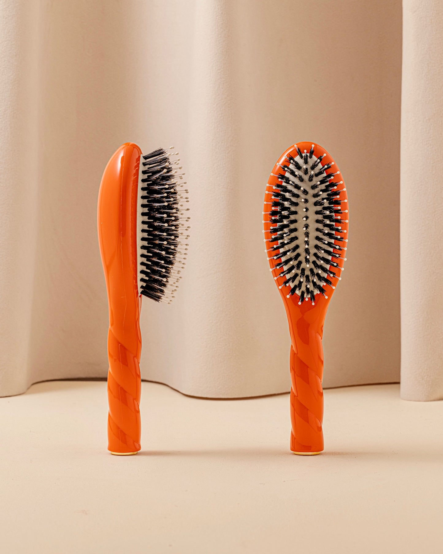 La Petite Brosse Orange Seventies
