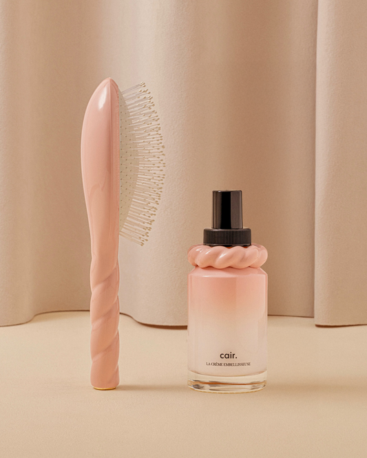 Duo Éclat : La Bonne Brosse Rose Poudré et la Crème Embellisseuse